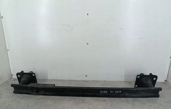 Peugeot 5008 Front bumper support beam 
