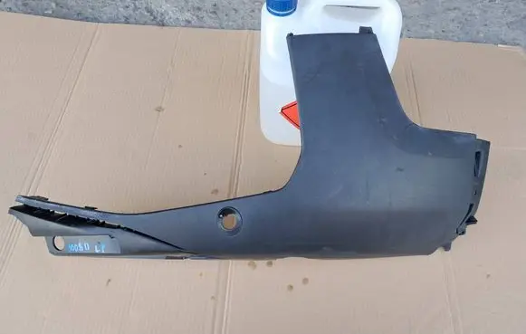 Peugeot 3008 II Front bumper corner part panel trim 9810869977