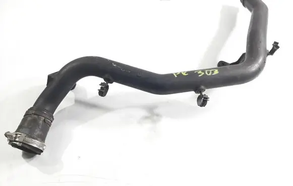Audi Q7 4L Intercooler hose/pipe 7L6145795AE