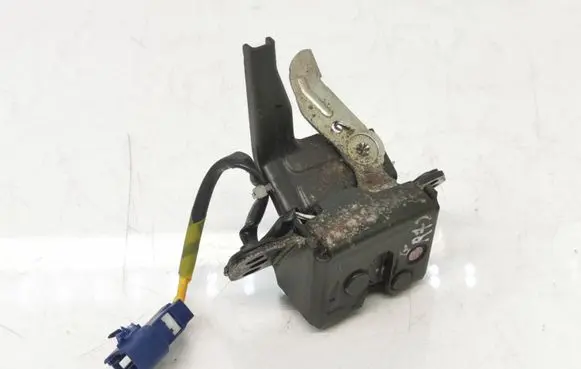 Toyota Yaris Tailgate/trunk/boot lock/catch/latch