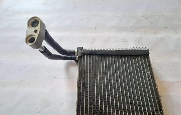 Volvo V50 Air conditioning (A/C) radiator (interior) 