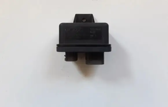 Fiat Doblo Glow plug pre-heat relay 55229840