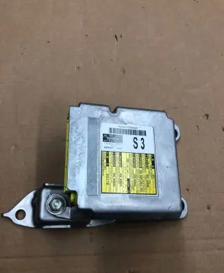 Lexus RX 450H Airbag control unit/module 1508008651