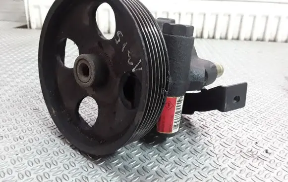 Mitsubishi Space Star Power steering pump 8200071050