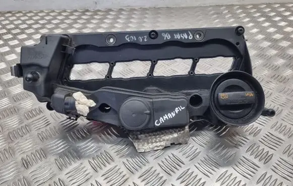 Volkswagen PASSAT B6 Rocker cam cover 03L103469