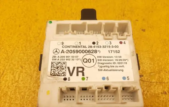 Mercedes-Benz C W205 Door control unit/module A2059000628