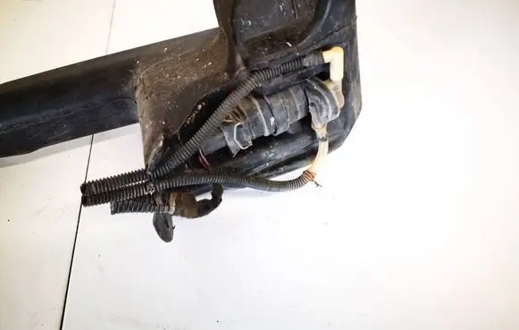 Opel Zafira B Windscreen/windshield washer pump