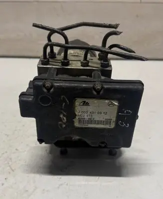 Mercedes-Benz SLK R170 ABS Pump A0034310312 3X2254 10099013272