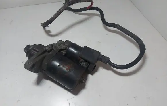 Volkswagen Touran I Starter motor AH911025