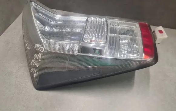 Rear/tail lights
