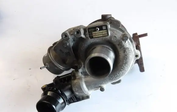 Nissan Qashqai Turbo 54389700005 S000016827