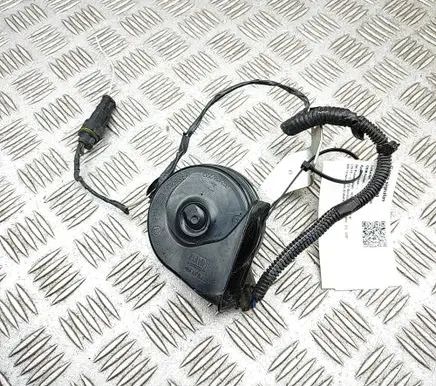Volvo XC90 Horn signal 32328568