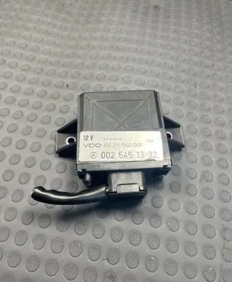 Mercedes-Benz S W126 Carburetor control unit/module 0025451332 A0025451332