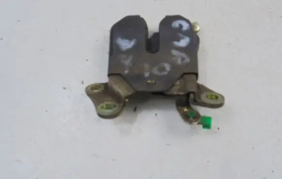Toyota Corolla E110 Tailgate/trunk/boot lock/catch/latch