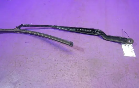 Renault Espace III Front wiper blade arm 8200014896C
