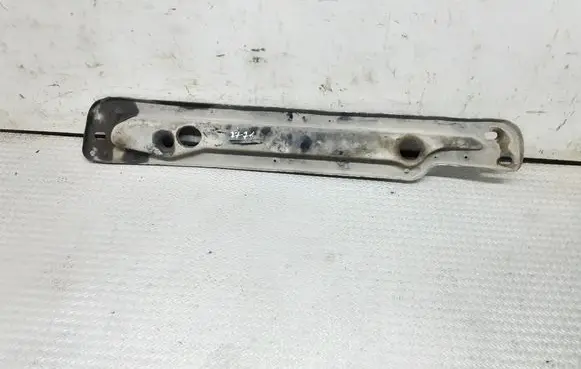 Chrysler PT Cruiser Bottom radiator support slam panel 