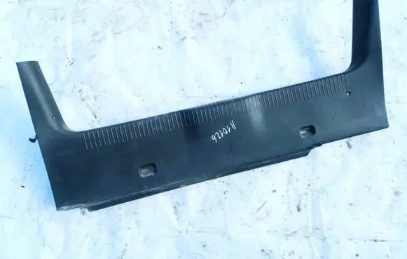Volkswagen Golf IV Other trunk/boot trim element 1j6863459c