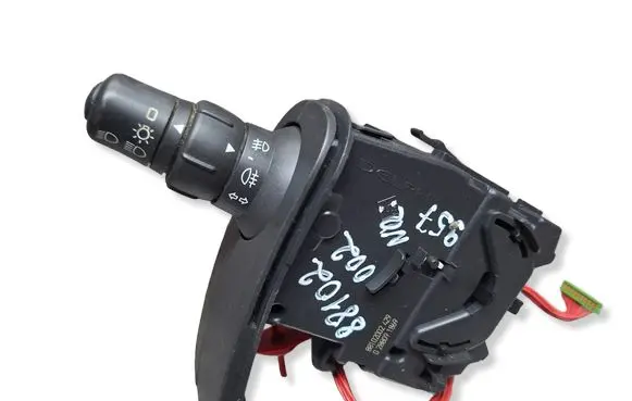 Renault Clio III Light switch S26279957 88102002