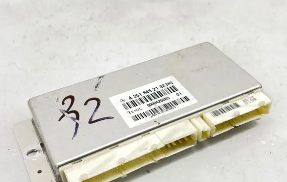 Mercedes-Benz R W251 Other control units/modules A2515452132