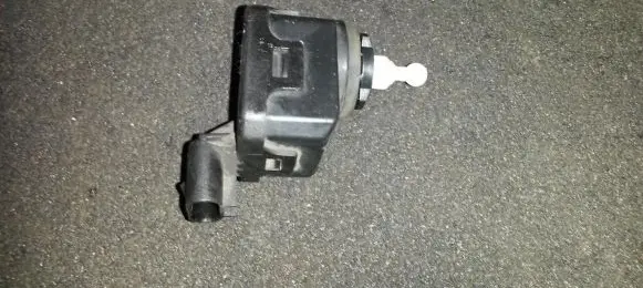 Jaguar S-Type Headlight level adjustment motor 007878