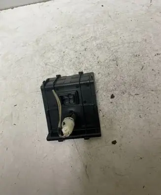 Toyota RAV 4 (XA30) Cigarette lighter 5891542010