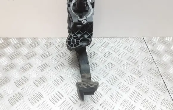 Clutch pedal