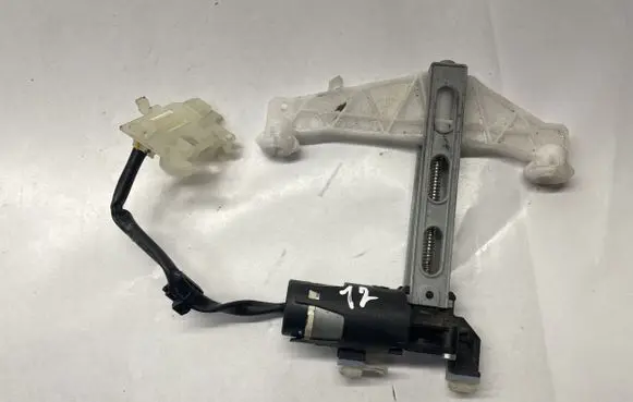 BMW X5 F15 Seat adjustment motor 7299681 939501