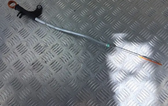 Oil level dip stick
