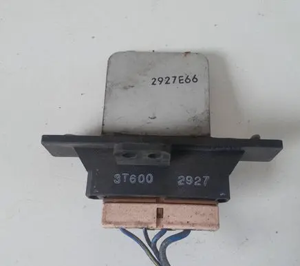 Nissan Almera Heater blower motor/fan resistor 2927E66 3T6002927
