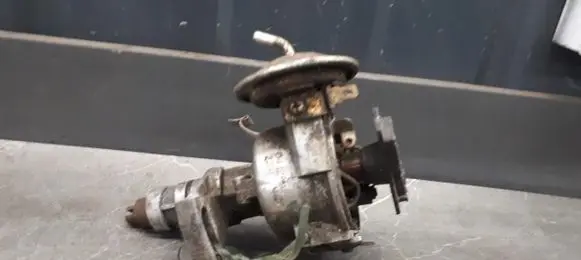 Nissan Cherry N12 Spark distributor D412A9