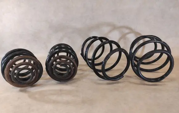 BMW X3 E83 Front coil spring