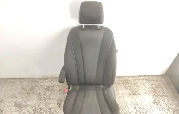 Mazda 5 Front driver seat 