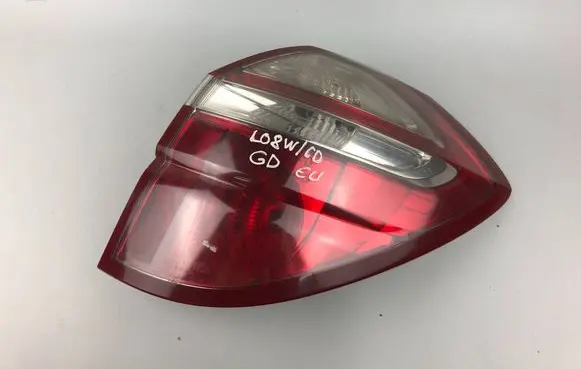 Subaru Legacy Rear/tail lights 220-20952 22020952