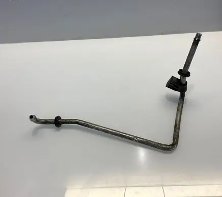 Mercedes-Benz E W212 Gearbox oil cooler pipe/hose A2045281024 2045281024