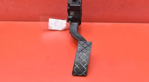 Skoda Fabia Mk1 (6Y) Accelerator throttle pedal 2Q1723503