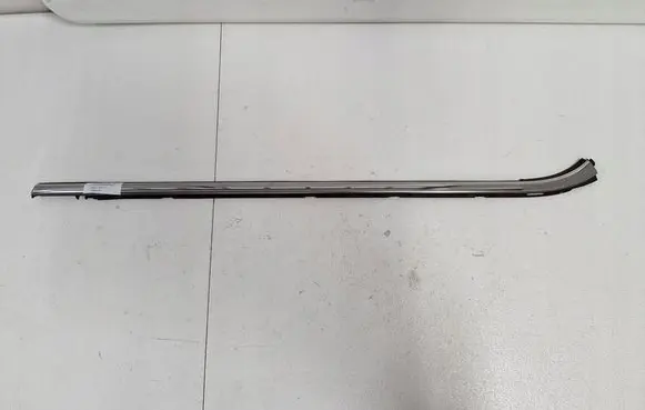 Peugeot 308 Front door trim (molding) 