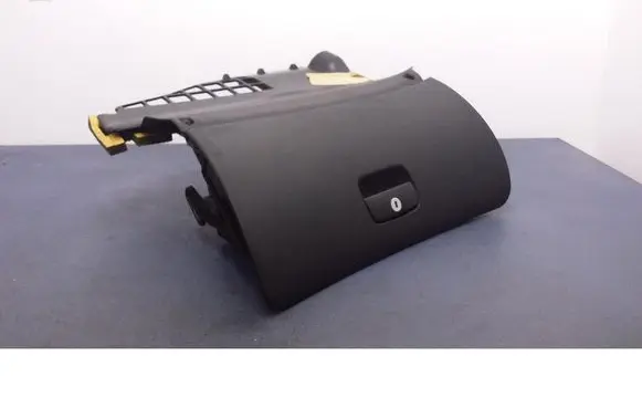 Volkswagen PASSAT B5 Glove box 3B1857101