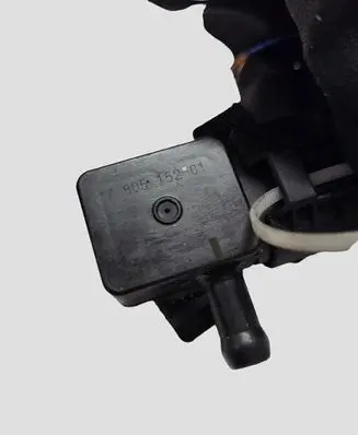 BMW 3 F30 F35 F31 Exhaust gas pressure sensor 780515201