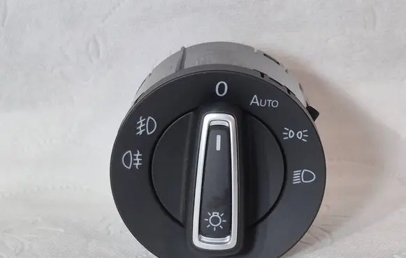 Volkswagen Golf VII Light switch 5G0941431BD 10097012 A45113