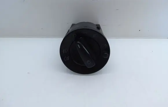Skoda Octavia Mk1 (1U) Light switch