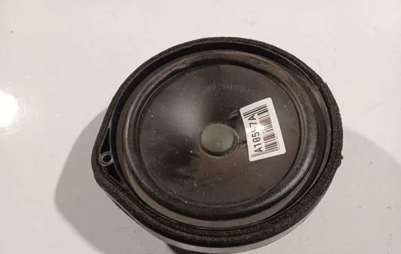 Honda Civic Front door speaker 