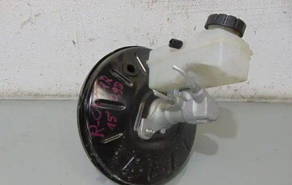 Renault Captur Brake booster 472103202R