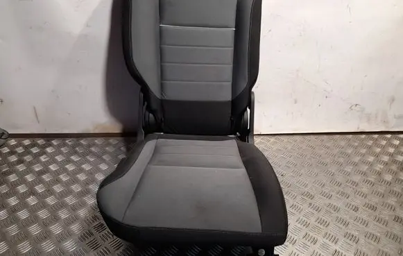 Ford Escape III Rear seat 