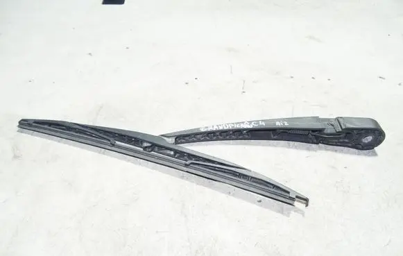 Citroen C4 Grand Picasso Rear wiper blade arm