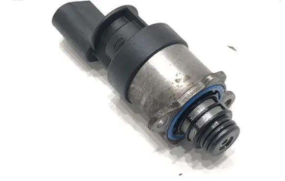 Audi A6 S6 C7 4G Fuel pressure regulator 