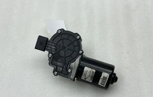 Audi Q2 - Wiper motor 81C955119