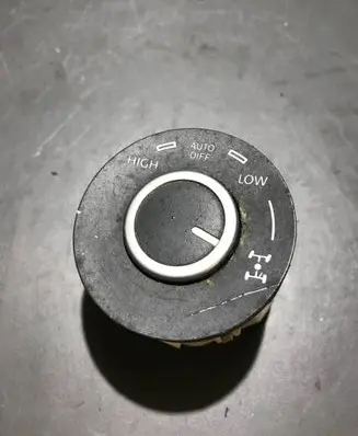 Volkswagen Touareg I Differential lock switch 7L6941435K 32210101
