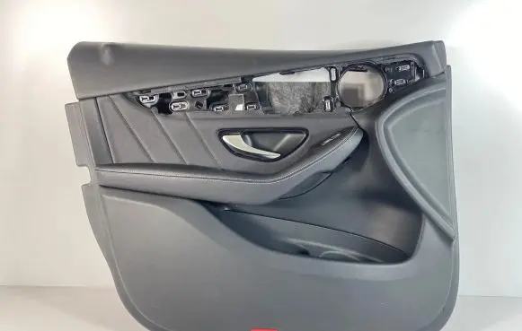 Mercedes-Benz GLC X253 C253 Front door card panel trim