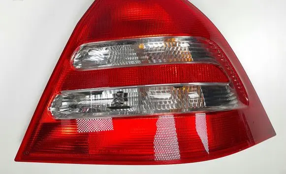 Mercedes-Benz C W203 Rear/tail lights 2038200264