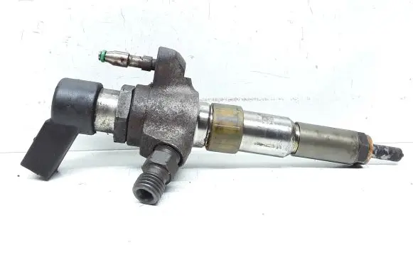 Volvo S60 Fuel injector 9802448680